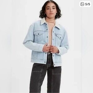 NWOT Levi’s Women’s Ex Boyfriend Light Blue Sherpa Denim Jacket